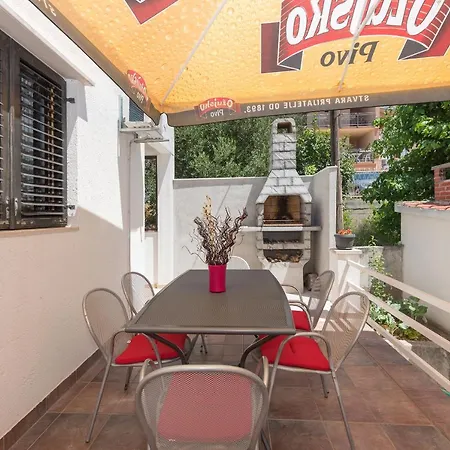 Apartment Royal M&m Makarska