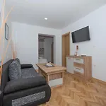 Royal M&m Apartman Makarska